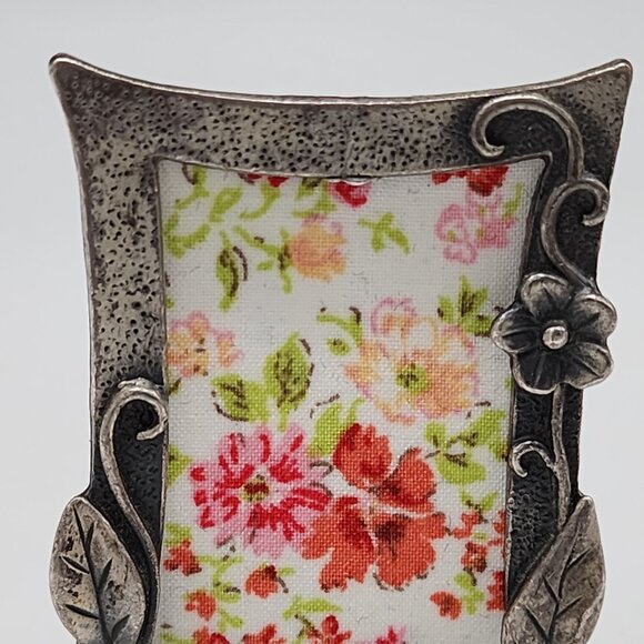 Miniature Vintage Style Pewter Floral Picture Frame Fabric Insert 1.5x2" - Picture 4 of 12